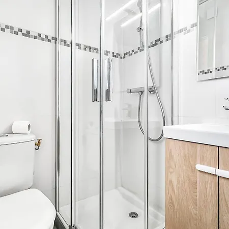 Homey Marble - Au Pied Du Tram / Proche Centre / Balcon Prive / Wifi Gratuit *