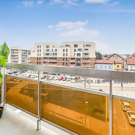 Homey Marble - Au Pied Du Tram / Proche Centre / Balcon Prive / Wifi Gratuit *